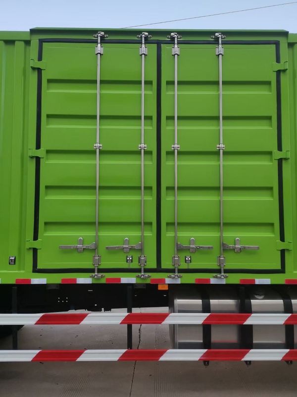 ग्रीन 6x4 वैन कार्गो ट्रक SHACMAN H3000 बड़े कार्गो ट्रक 340Hp वितरण के लिए
