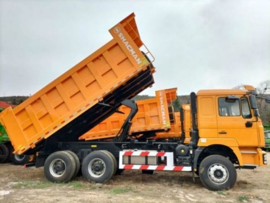 SHACMAN F3000 टिपर ट्रक 6x4 430 यूरो II पीला फ्रंट/रीयर मल्टी-लेयर प्लेट स्प्रिंग के साथ 4 मुख्य प्लेट 4 यू के आकार के बोल्ट