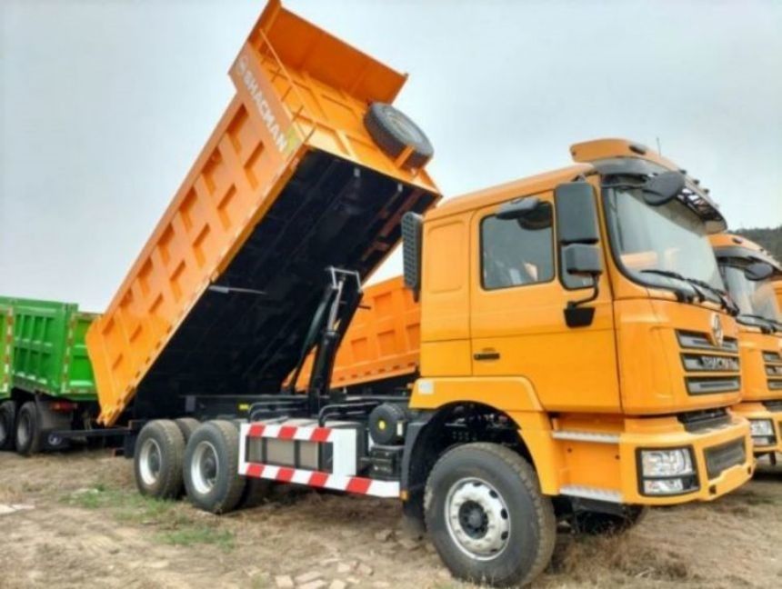 SHACMAN F3000 टिपर ट्रक 6x4 430 यूरो II पीला फ्रंट/रीयर मल्टी-लेयर प्लेट स्प्रिंग के साथ 4 मुख्य प्लेट 4 यू के आकार के बोल्ट