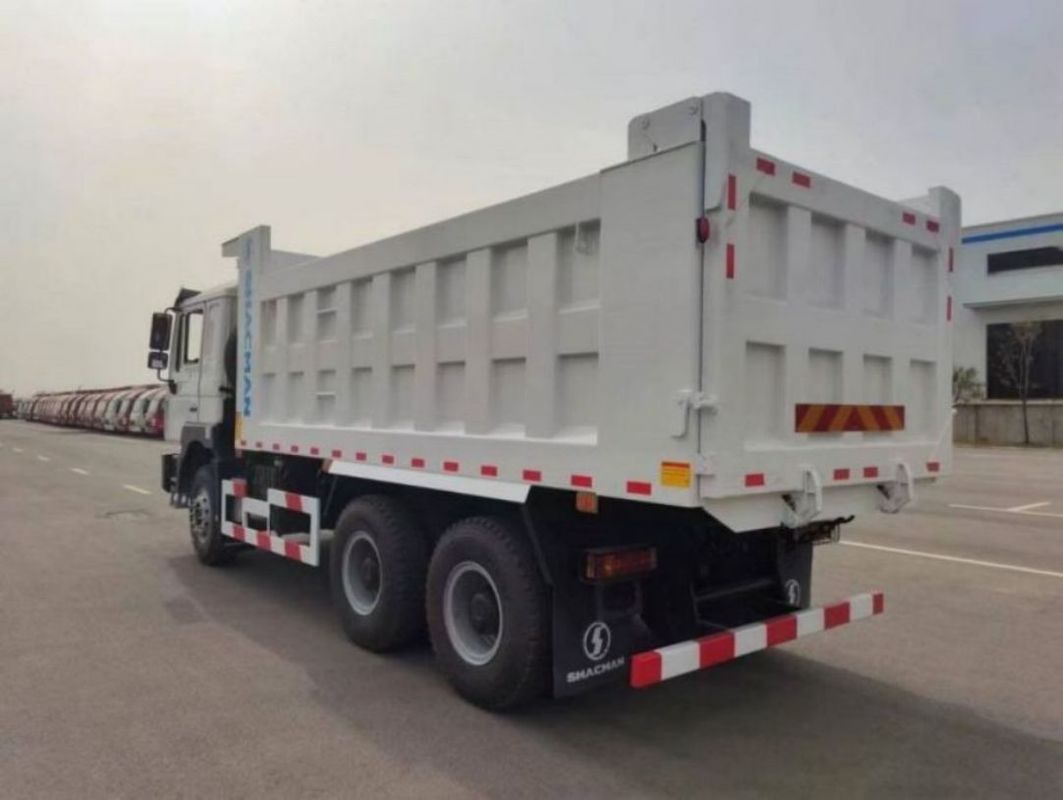 नई भारी शुल्क 10 पहियों SHACMAN डंप ट्रक F3000 6x4 340Hp यूरो II सफेद