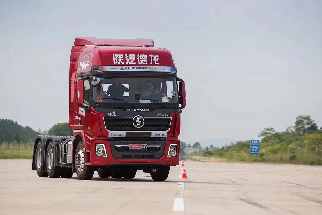 WP12.460E50 इंजन और साधारण एयर फिल्टर से लैस SHACMAN X5000 ट्रैक्टर हेड 6x4 460HP यूरोV लाल ट्रक ट्रैक्टर हेड