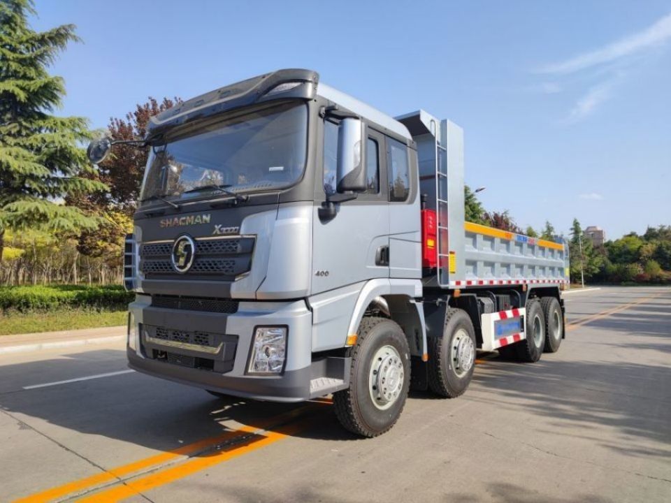 SHACMAN 8x4 440HP यूरोवी भारी डंप ट्रक सफेद 20 - 30 टन टिपर डंप ट्रक