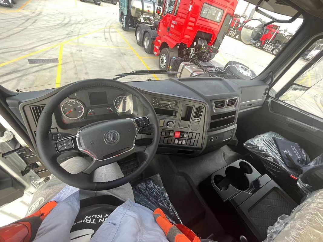 SHACMAN X3000 4x2 ट्रैक्टर ट्रक 430Hp पर्यावरण के अनुकूल यूरो II 6 टायर के साथ