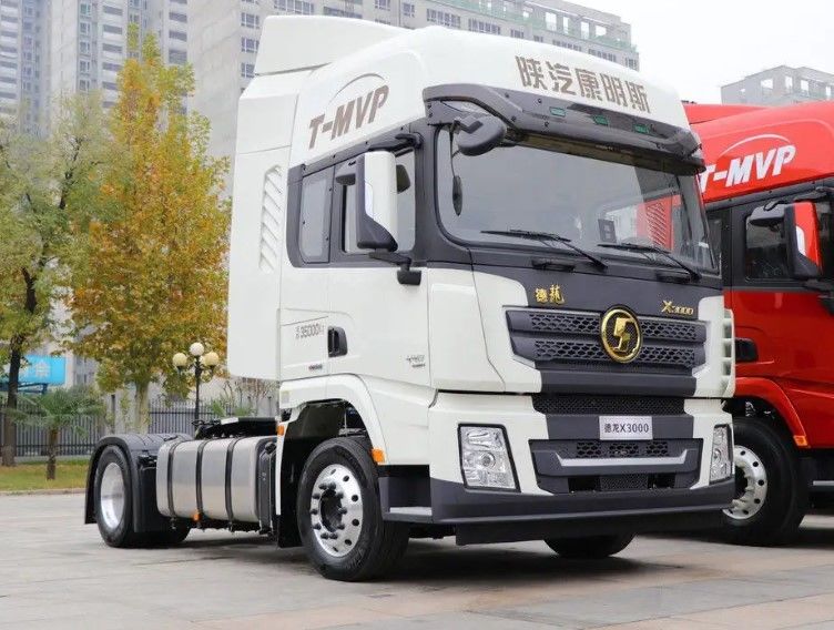 SHACMAN 6 पहियों X3000 4x2 ट्रैक्टर बाएं ड्राइवर 420HP डबल स्लीपर ट्रैक्टर ट्रक अल्जीरिया के लिए