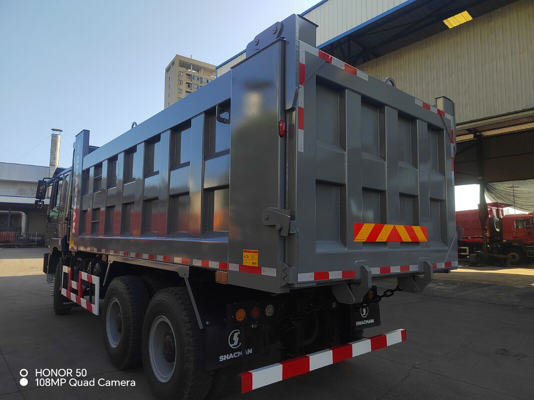 SHACMAN 3 धुरा भारी डंप ट्रक जिसमें 12.00R20 टायर, 400L ईंधन टैंक और मैनुअल ट्रांसमिशन, 430HP यूरो II, 25 टन